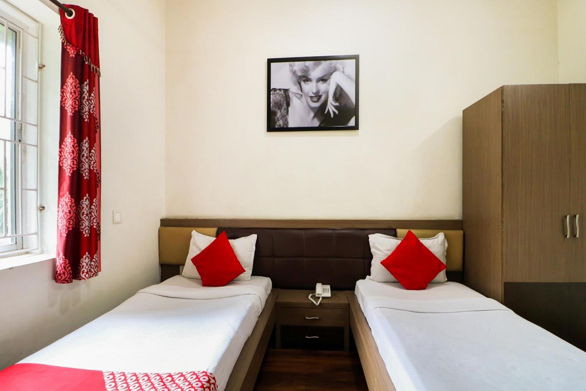 Oyo Flagship 1805 Hotel Star Delight Panchuria Eksteriør billede